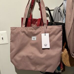 NWT Herschel mauve color tote bag